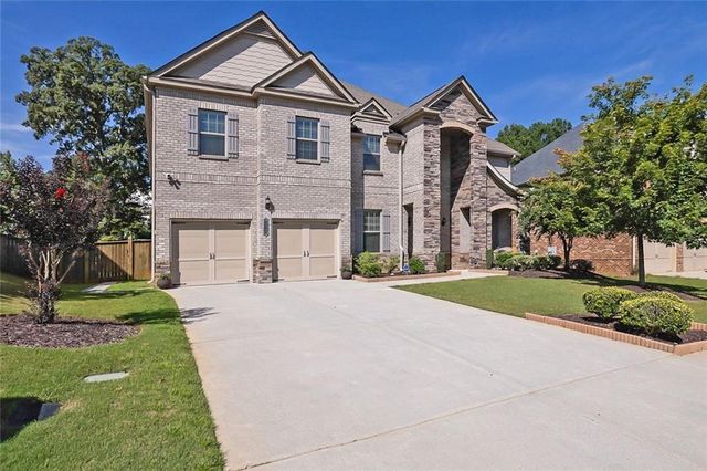 4550 Point Rock Drive, Buford, GA 30519