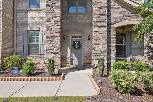4550 Point Rock Drive, Buford, GA 30519