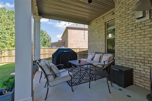 4550 Point Rock Drive, Buford, GA 30519