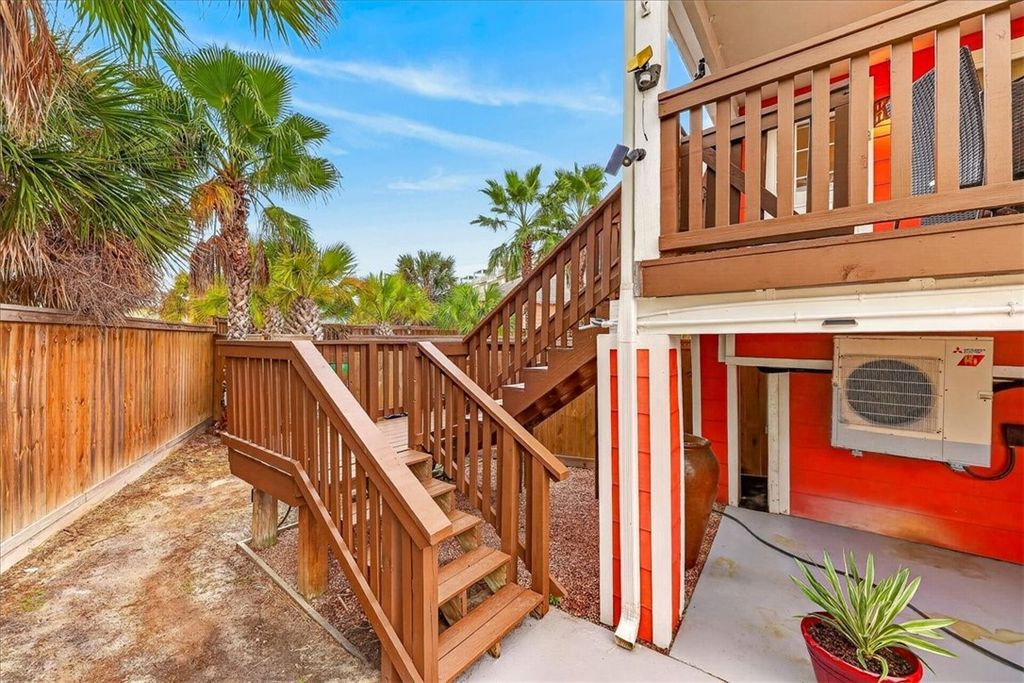 1625 S Station St, Port Aransas, TX 78373 — photo 2