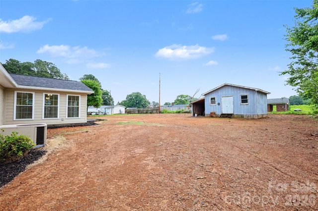 24454 Dillon Road, Albemarle, NC 28001