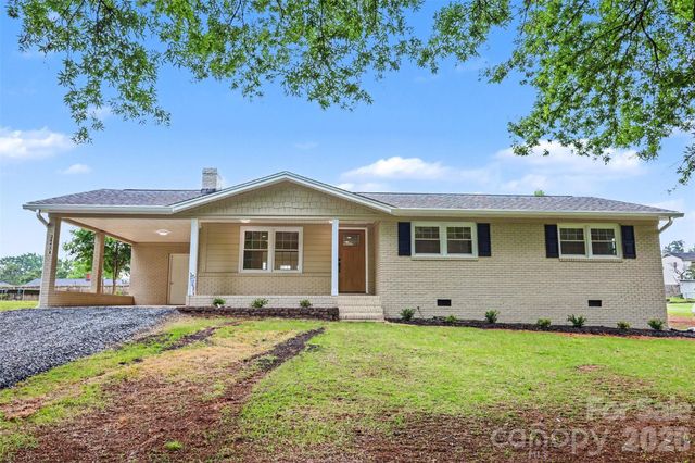 24454 Dillon Road, Albemarle, NC 28001