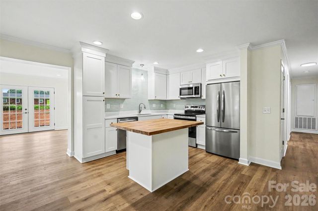 24454 Dillon Road, Albemarle, NC 28001