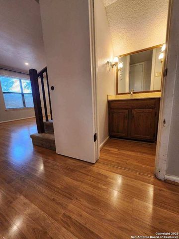5119 TIMBERHURST, San Antonio, TX 78250