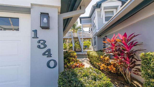 1340 SIESTA BAYSIDE DRIVE 1340-C, Sarasota, FL 34242