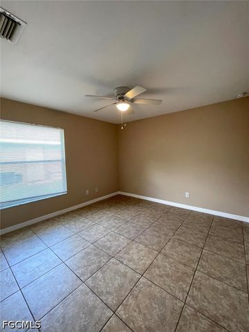 908 Cape Coral PKY W 908, Cape Coral, FL 33914
