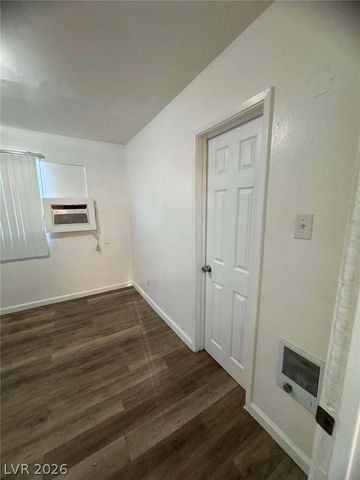 312 West Cleveland Avenue 8, Las Vegas, NV 89102