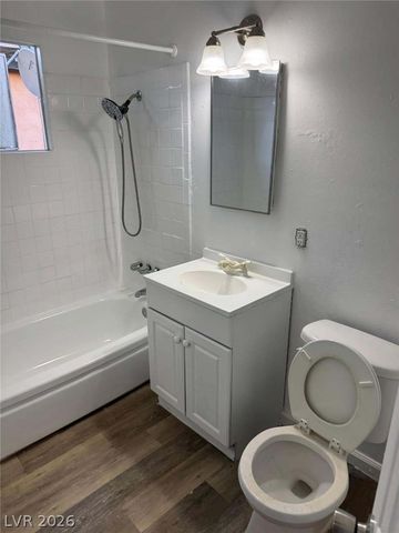 312 West Cleveland Avenue 8, Las Vegas, NV 89102