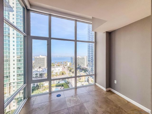 1262 Kettner 1504, San Diego, CA 92101
