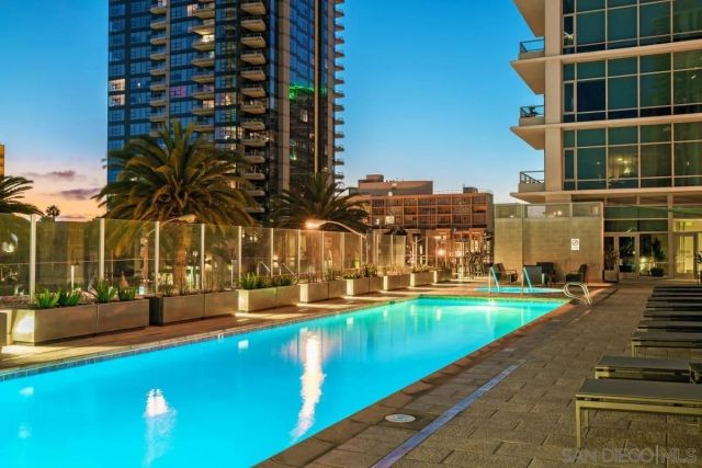 1262 Kettner 1504, San Diego, CA 92101