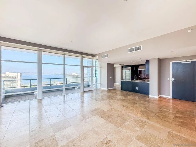1262 Kettner 1504, San Diego, CA 92101