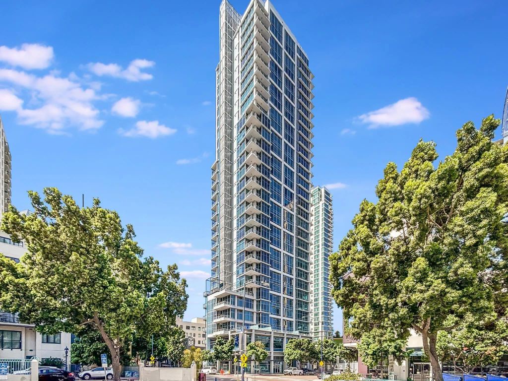 1262 Kettner 1504, San Diego, CA 92101