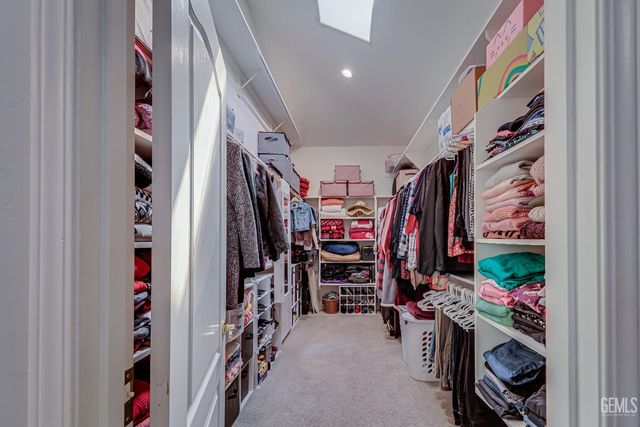 12800 Dove Creek Drive, Bakersfield, CA 93312