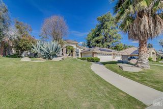 12800 Dove Creek Drive, Bakersfield, CA 93312