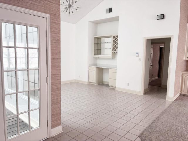 10215 River Plantation DR B, Austin, TX 78747