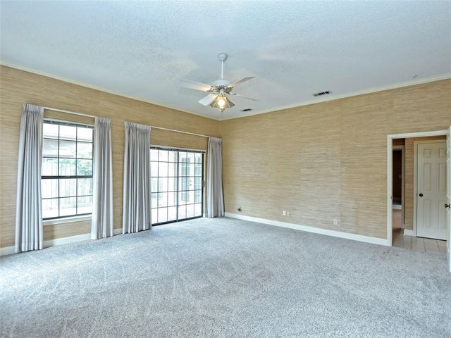 10215 River Plantation DR B, Austin, TX 78747
