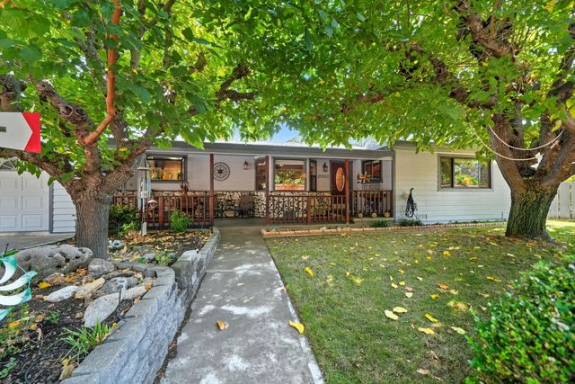 20260 River Valley Drive, Anderson, CA 96007