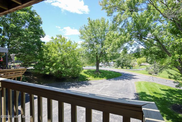 6481 Marina Dr, Prospect, KY 40059