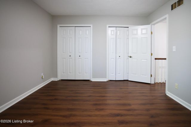 6481 Marina Dr, Prospect, KY 40059