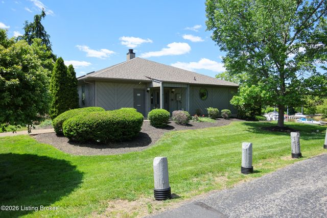 6481 Marina Dr, Prospect, KY 40059