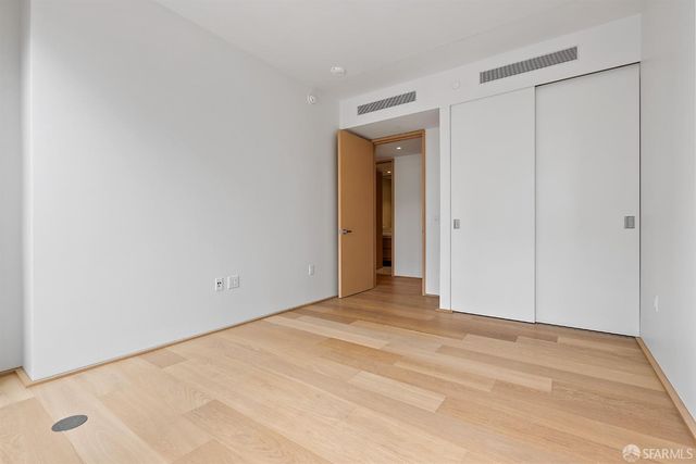 1 Steuart Lane 1903, San Francisco, CA 94105