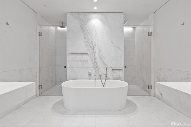 1 Steuart Lane 1903, San Francisco, CA 94105