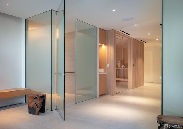 1 Steuart Lane 1903, San Francisco, CA 94105