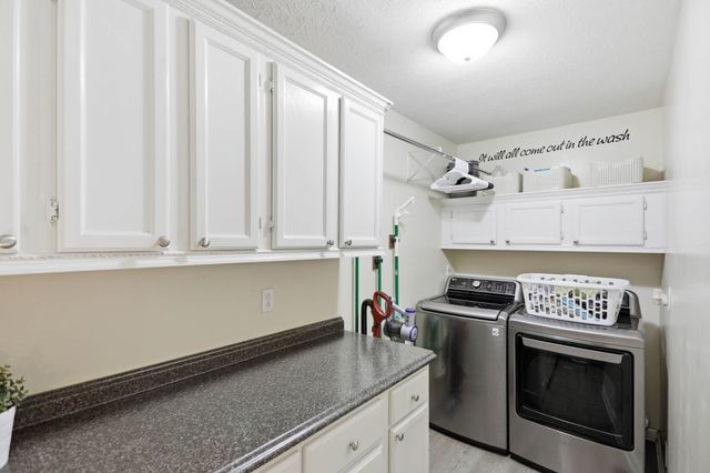 1536 Poplar Grove Rd, Westmoreland, TN 37186