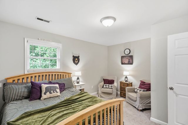 1536 Poplar Grove Rd, Westmoreland, TN 37186