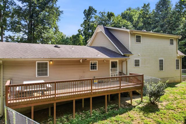 1536 Poplar Grove Rd, Westmoreland, TN 37186