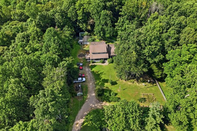 1536 Poplar Grove Rd, Westmoreland, TN 37186