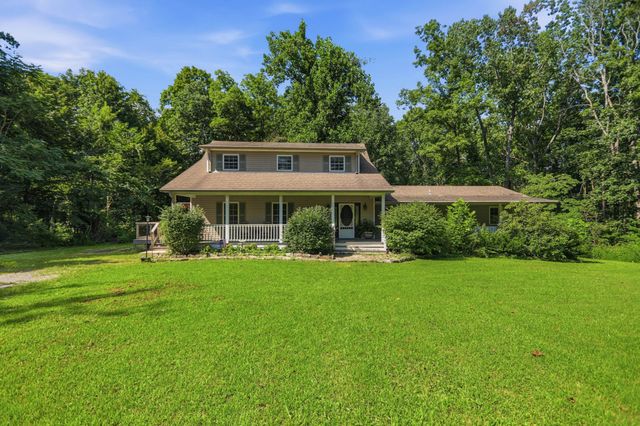 1536 Poplar Grove Rd, Westmoreland, TN 37186