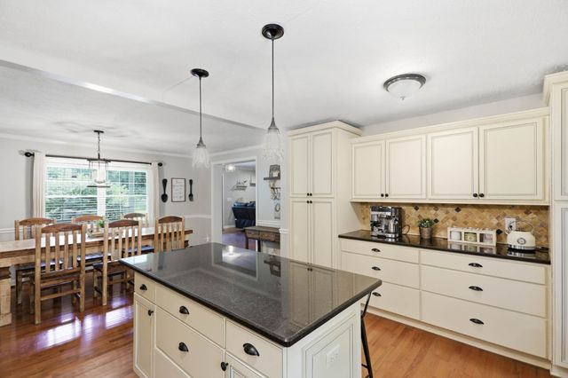 1536 Poplar Grove Rd, Westmoreland, TN 37186