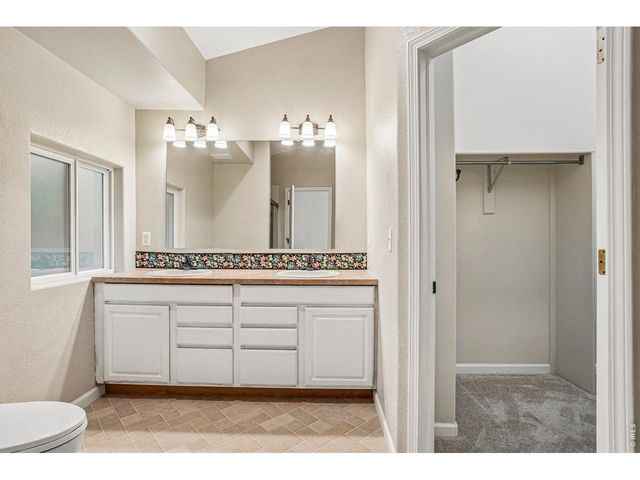 1670 Stove Prairie Cir, Loveland, CO 80538