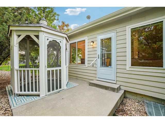 1670 Stove Prairie Cir, Loveland, CO 80538