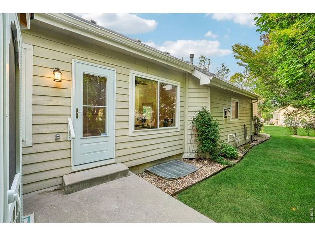 1670 Stove Prairie Cir, Loveland, CO 80538