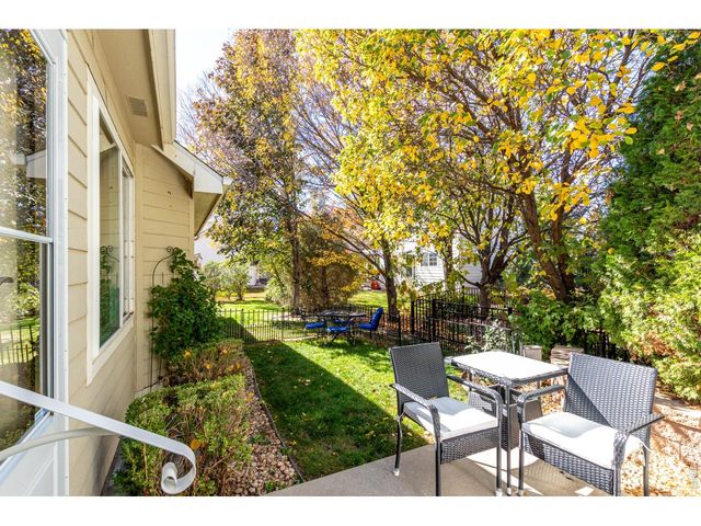 1670 Stove Prairie Cir, Loveland, CO 80538