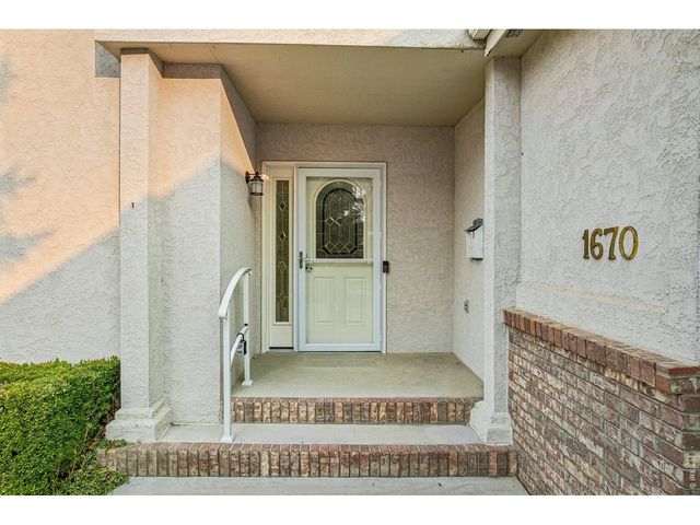 1670 Stove Prairie Cir, Loveland, CO 80538