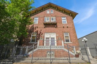 2350 N Kedzie Avenue F, Chicago, IL 60647