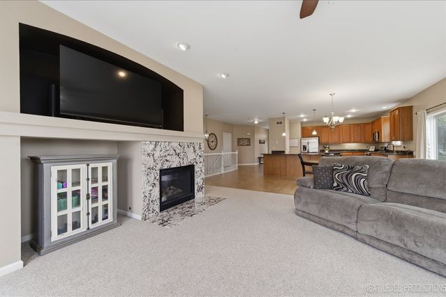 3254 Spokane Way, Montgomery, IL 60538