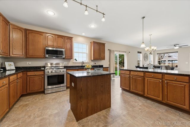 3254 Spokane Way, Montgomery, IL 60538