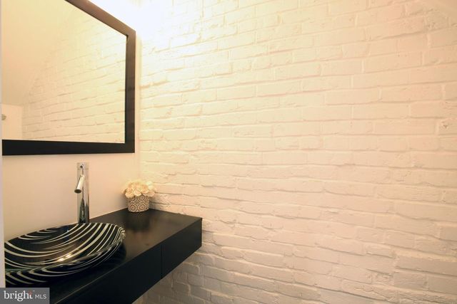 2223 1ST ST NW #1, Washington, DC 20001