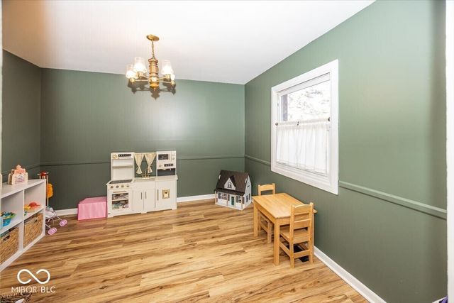 8058 N Richardt Avenue, Indianapolis, IN 46256