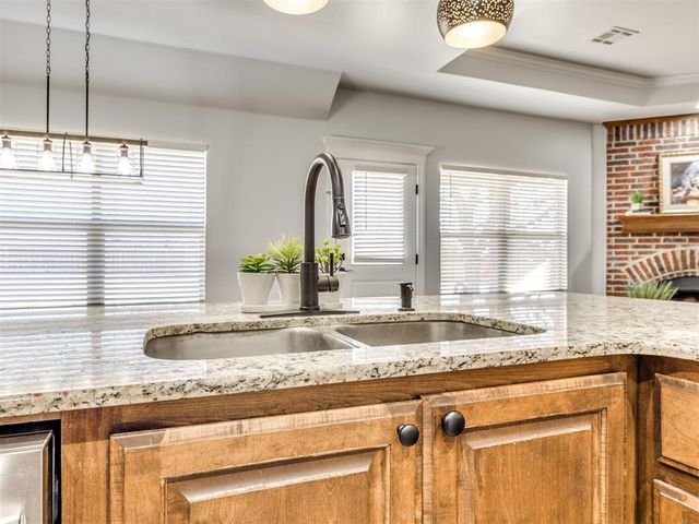 14546 Ashwood Court, Edmond, OK 73025