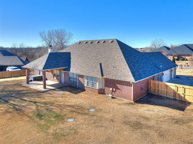 14546 Ashwood Court, Edmond, OK 73025