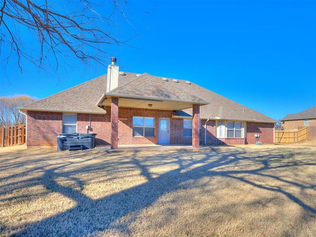 14546 Ashwood Court, Edmond, OK 73025