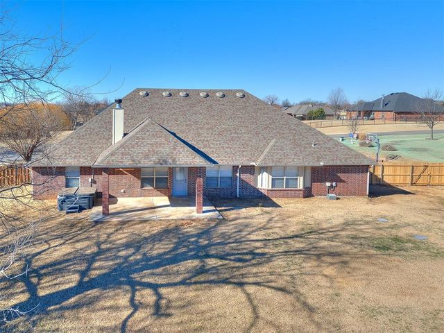 14546 Ashwood Court, Edmond, OK 73025
