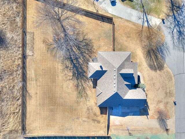 14546 Ashwood Court, Edmond, OK 73025