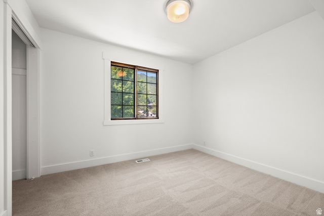 8065 S OVERHILL CIR, Cottonwood Heights, UT 84121