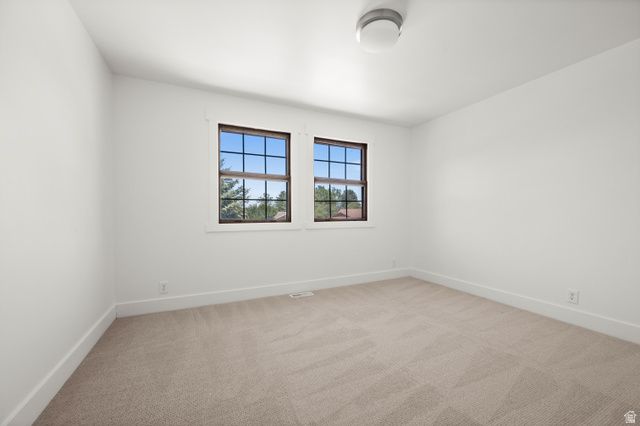 8065 S OVERHILL CIR, Cottonwood Heights, UT 84121